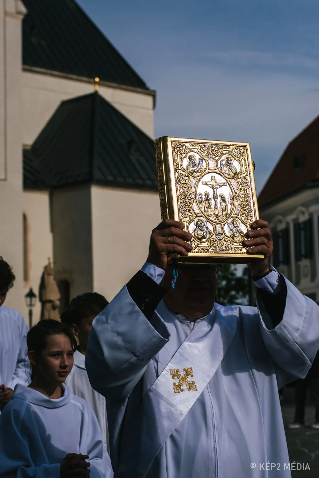 Kep2_mihalynapibehajtasface-20