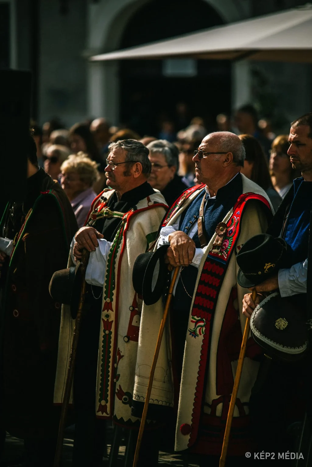 Kep2_mihalynapibehajtasface-24