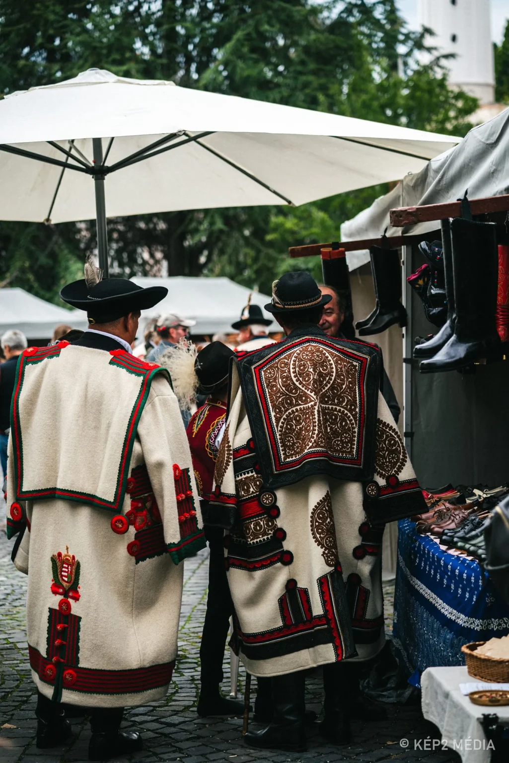 Kep2_mihalynapibehajtasface-64